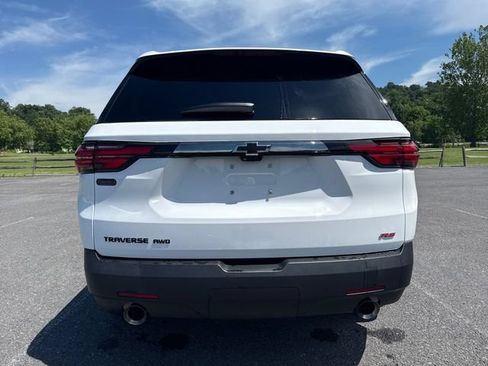 Used 2023 Chevrolet Traverse RS AWD/4WD image 5