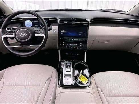 Certified 2024 Hyundai Tucson Limited FWD image 15