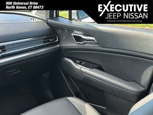 Used 2023 Kia Sportage SX image 27