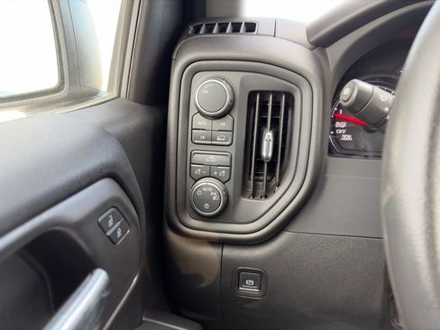 Used 2025 Chevrolet Silverado 1500 W/T w/ WT Value Package image 18