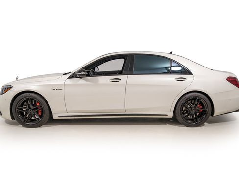 Used 2020 Mercedes-Benz S 63 AMG 4MATIC Sedan image 3