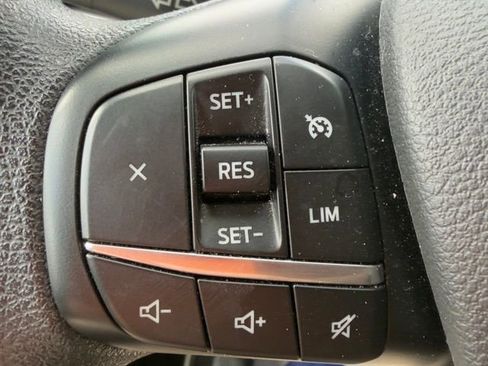 Used 2024 Ford Transit 350 XLT image 21