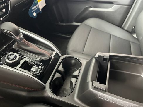 Certified 2026 Chevrolet Colorado Z71 w/ Z71 Convenience Package 2 AWD/4WD image 32
