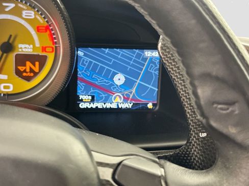 Used 2014 Ferrari 458 Spider image 13