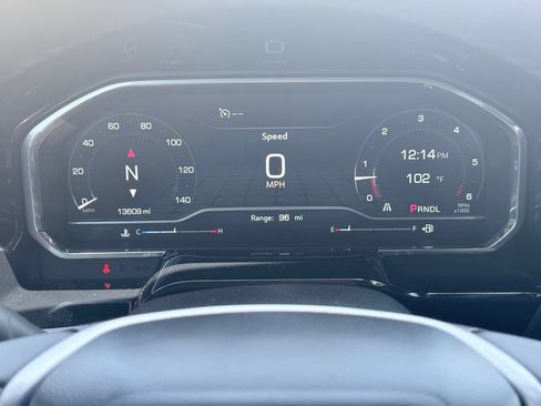 Used 2023 GMC Sierra 1500 Elevation RWD image 8
