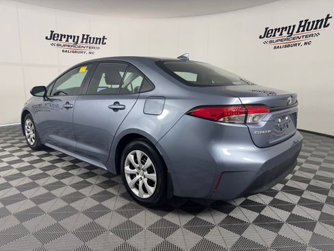 Used 2026 Toyota Corolla LE FWD image 9
