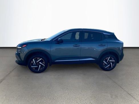 New 2026 Nissan Kicks SV w/ Cold Weather Package FWD image 4