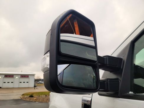 Used 2022 Ford F250 Lariat w/ Lariat Ultimate Package image 24