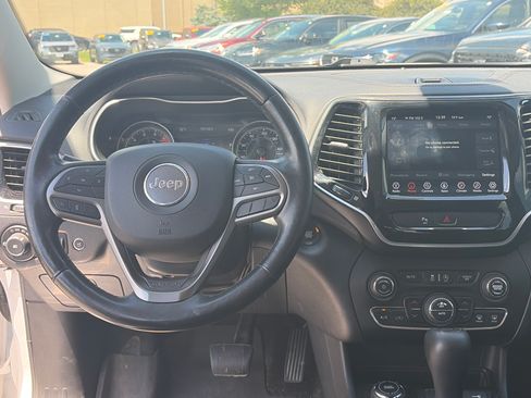Used 2020 Jeep Cherokee Limited AWD/4WD image 9