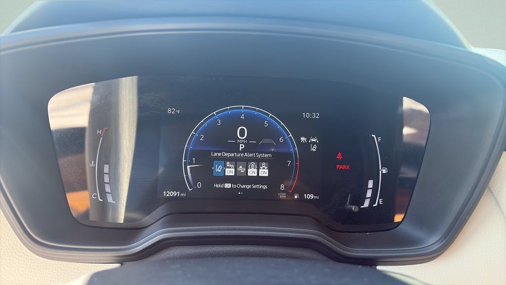 Used 2026 Toyota Corolla LE FWD image 20