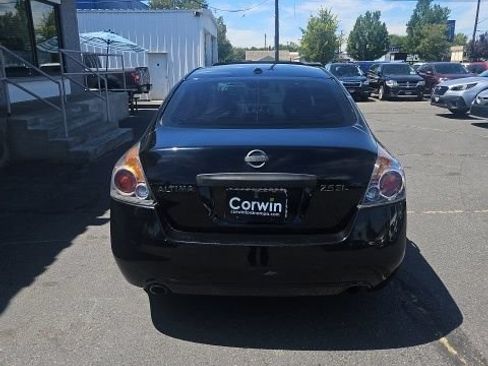 Used 2010 Nissan Altima 2.5 SL w/ SL Pkg FWD image 6
