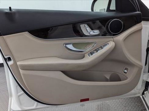Used 2015 Mercedes-Benz C 300 Sedan image 13