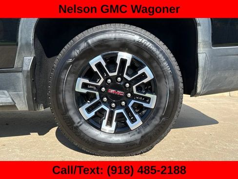 Used 2026 GMC Sierra EV Elevation AWD/4WD image 9