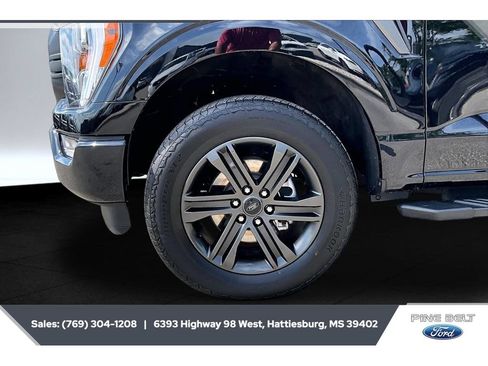 Used 2022 Ford F150 XLT w/ Equipment Group 302A High AWD/4WD image 7