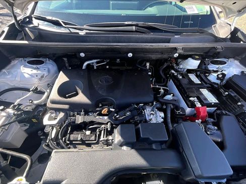 Used 2024 Toyota RAV4 XLE image 29