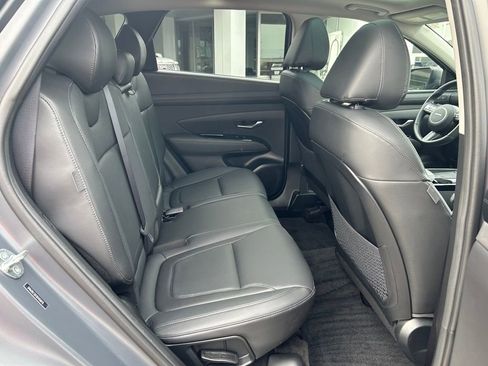 Used 2025 Hyundai Tucson Limited image 26