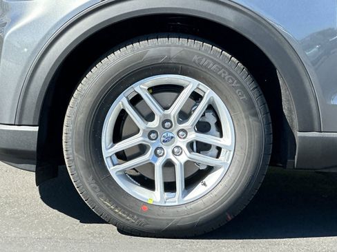 New 2026 Ford Explorer Active image 27