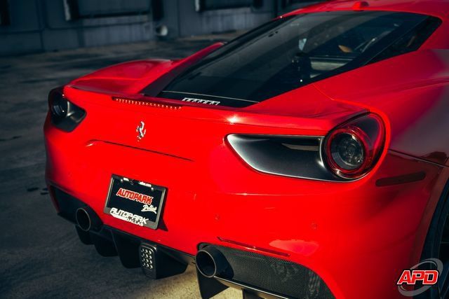 Used 2018 Ferrari 488 GTB RWD image 41