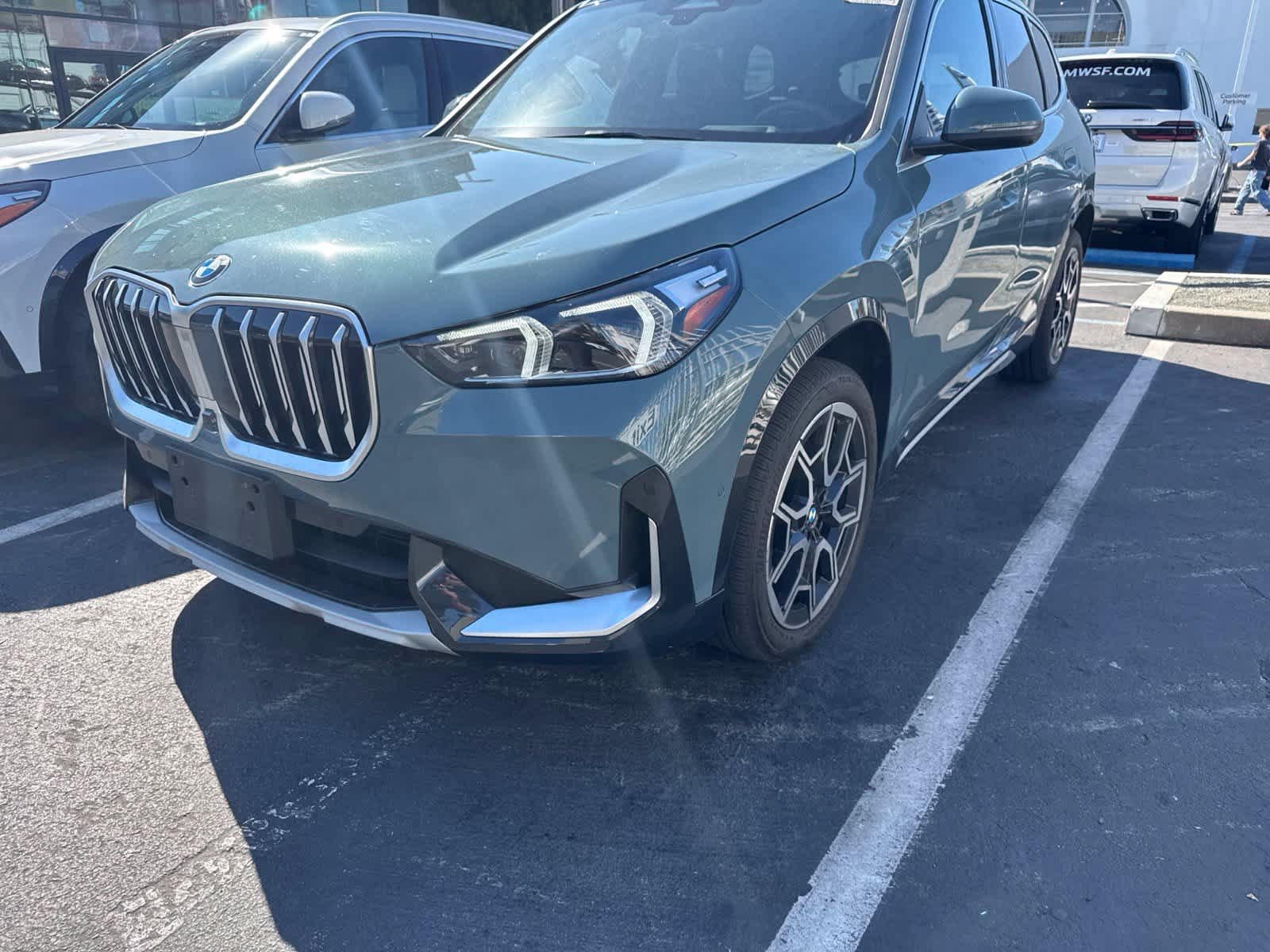 Used 2025 BMW X1 xDrive28i AWD/4WD image 2