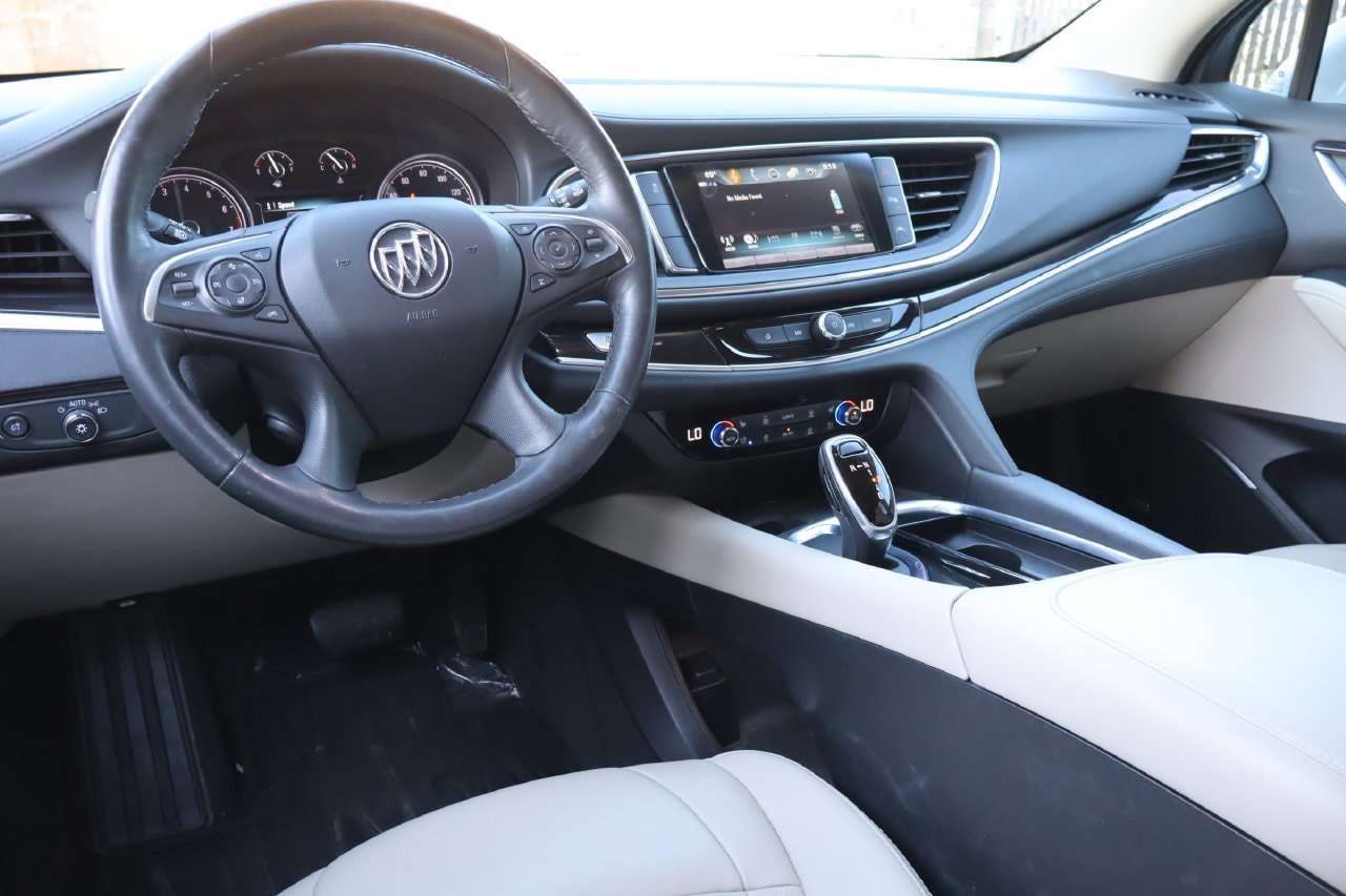 Used 2019 Buick Enclave Premium FWD image 4
