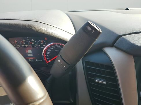 Used 2015 GMC Yukon XL Denali w/ Touring Package image 38