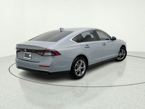 Used 2024 Honda Accord EX-L image 9