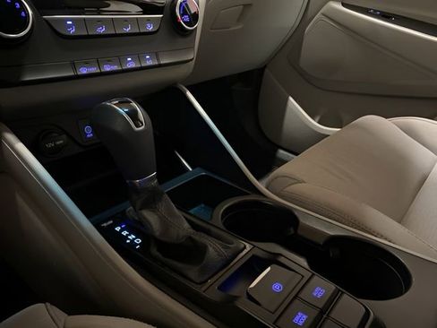 Used 2021 Hyundai Tucson SE image 43