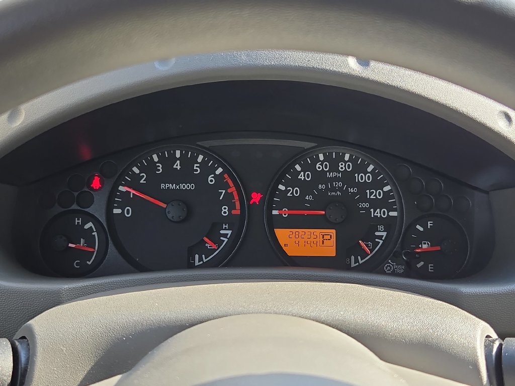 Used 2013 Nissan Frontier SV RWD image 20