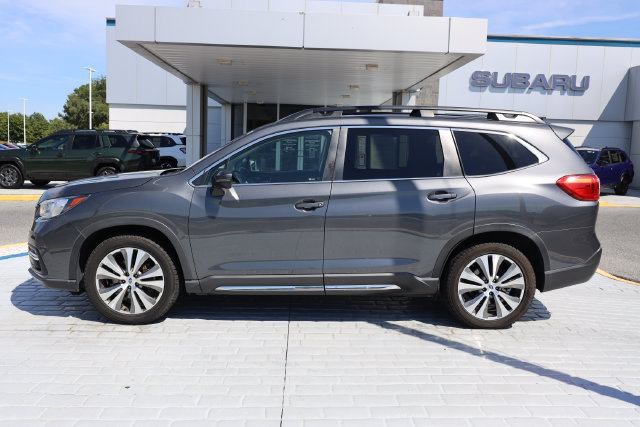 Used 2020 Subaru Ascent Limited w/ Technology Package AWD/4WD image 2