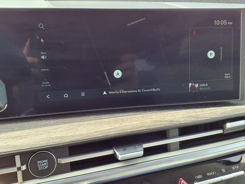 Used 2025 Hyundai Santa Fe Limited image 16