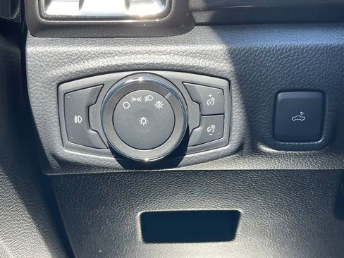 Used 2022 Ford Ranger Lariat RWD image 14