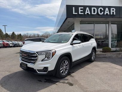 Used 2022 GMC Terrain SLT