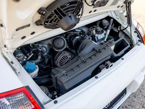 Used 2007 Porsche 911 GT3 RS image 40