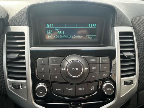 Used 2012 Chevrolet Cruze LT FWD image 21