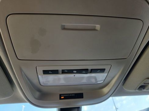 Used 2022 Chevrolet Colorado LT w/ LT Convenience Package AWD/4WD image 47