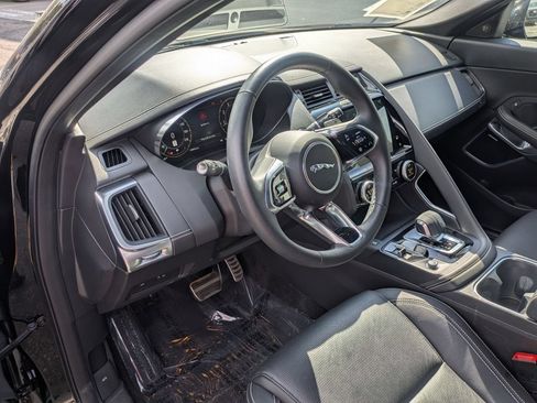 Used 2024 Jaguar E-PACE R-Dynamic SE AWD/4WD image 13