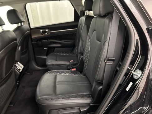 Used 2023 Kia Sorento SX Prestige AWD/4WD image 24