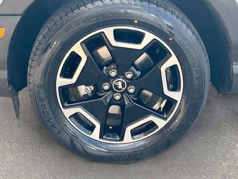Used 2024 Ford Bronco Sport Outer Banks w/ Tech Package AWD/4WD image 41