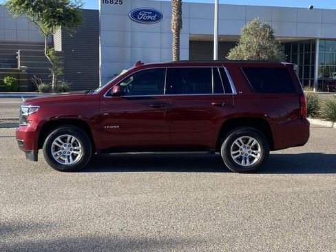 Used 2018 Chevrolet Tahoe LT w/ Luxury Package image 3