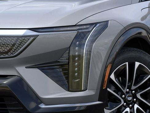 New 2025 Cadillac Optiq Sport 1 image 10