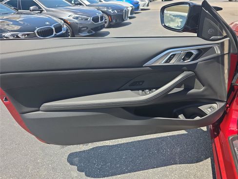 Used 2026 BMW M440i Convertible RWD image 10