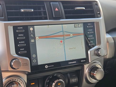 Used 2023 Toyota 4Runner SR5 Premium image 17