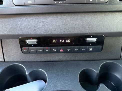 Used 2024 Mercedes-Benz Sprinter 2500 image 17