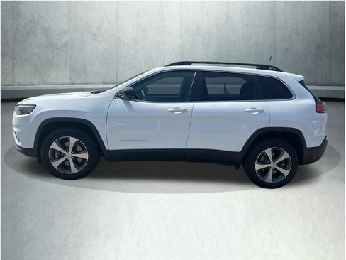 Used 2022 Jeep Cherokee Limited AWD/4WD image 2
