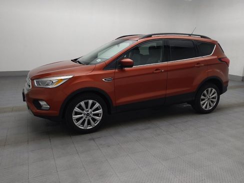 Used 2019 Ford Escape SEL FWD image 2