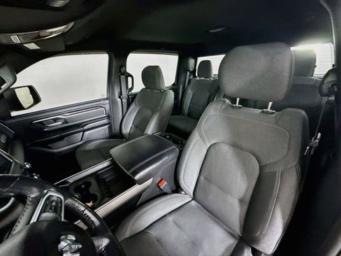 Used 2020 RAM 1500 Big Horn AWD/4WD image 5