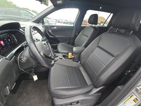 Used 2019 Volkswagen Tiguan SEL Premium R-Line AWD/4WD image 5