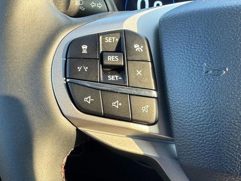 New 2026 Ford Explorer Active image 13