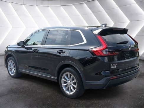Used 2023 Honda CR-V EX image 3