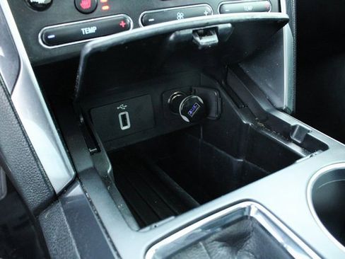 Used 2018 Ford Explorer Sport image 19